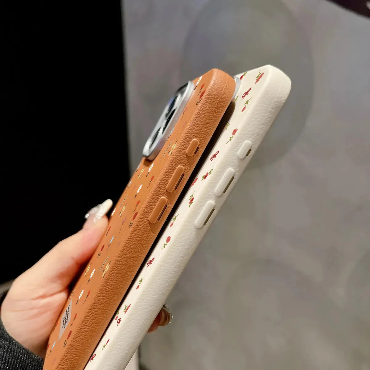 Retro Floral Leather Pattern Phone Case For iPhone 16 15 14