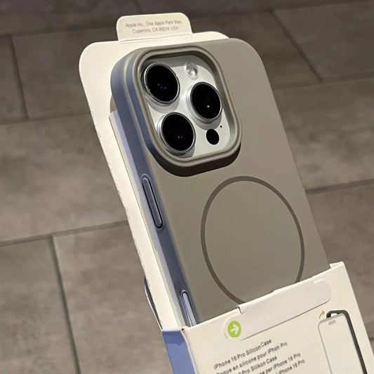 Ultra-thin PC Magnetic Phone Case For iPhone 16E 17 16 15 14 13 12 Mini 11 Pro Protection Magsafe Shockproof Cover