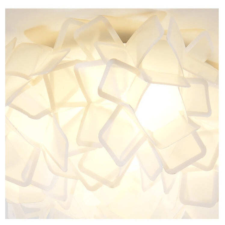 Simple Modern Ceiling Lamp with Living Room Warm and Romantic Flower Shaped Ceiling Lamp