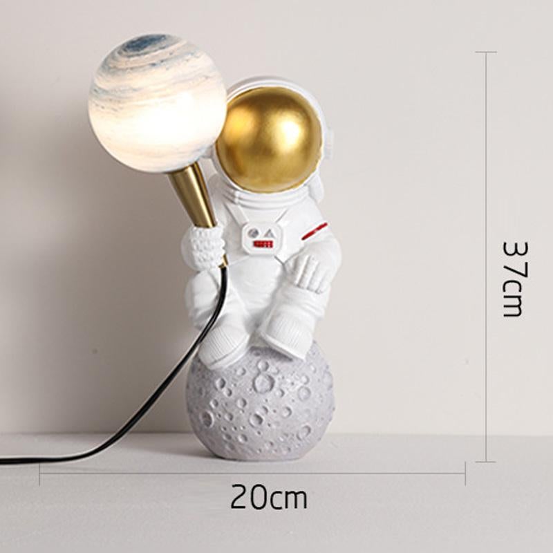 Astronaut Table Lamp Creative Small Night Lamp Moon Decorated Astronaut Wall Lamp
