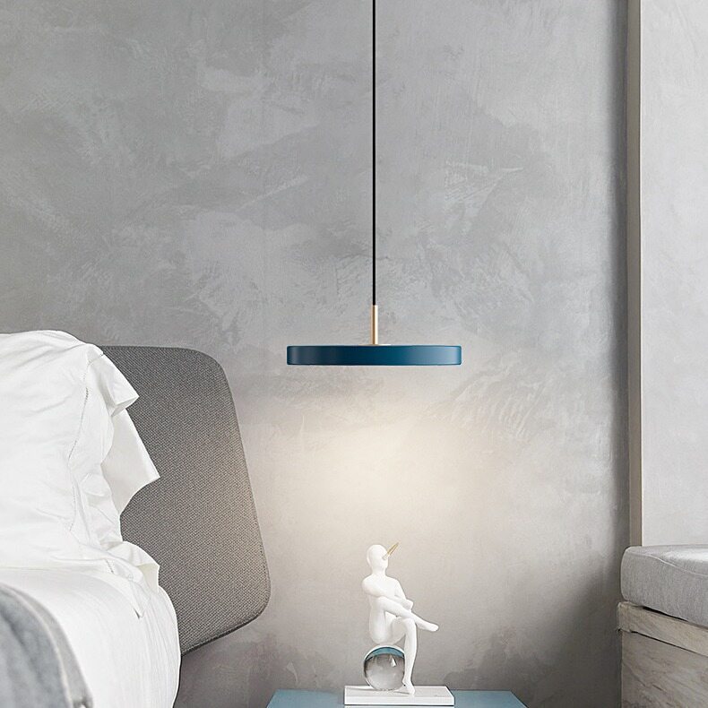 Northern Europe Minimalist Metal Pendant Light Hanging Lamp Creative Modern Simple Round Saucer