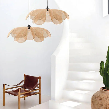 Nordic Rattan Art Petal Pendant Light Vintage Handicraft Silent Wind Lamps for Living Room Bedroom Dining Room Table Chandeliers