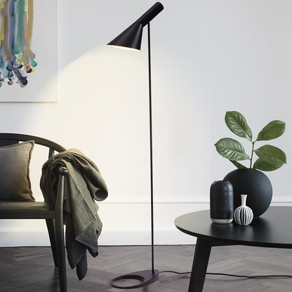 Nordic Design Arne Jacobsen Floor Lamp For Living Room E27 LED Standing Lamp Black White Lighting Luminaria Bedroom Bedside Lamp