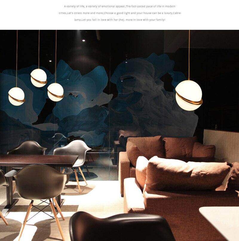 Modern Metal Round Balls Pendant Lights Creative Globe Moon Brass Suspension Pendant Lamp For Dining Room Living Room
