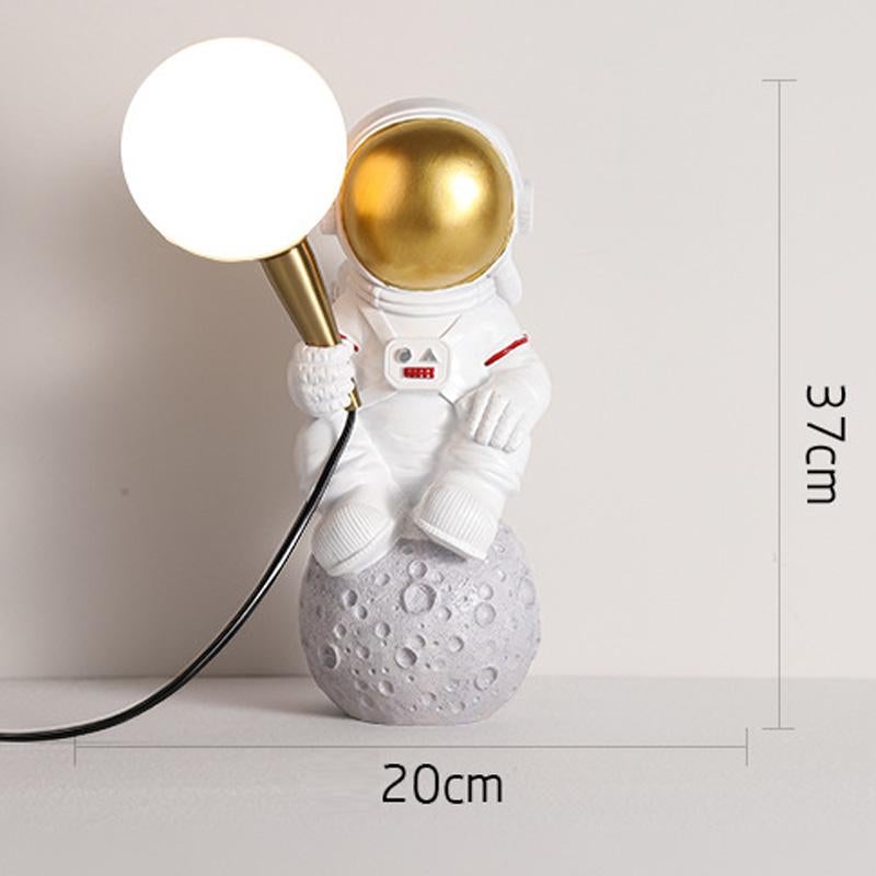 Astronaut Table Lamp Creative Small Night Lamp Moon Decorated Astronaut Wall Lamp