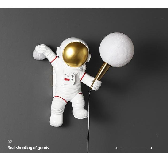 Astronaut Table Lamp Creative Small Night Lamp Moon Decorated Astronaut Wall Lamp