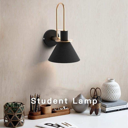 Post-modern Metal Wall Lamp Creative Restaurant Aisle Balcony Bedroom Bedside Personality Nordic Macaroon Horn Wall Lamp