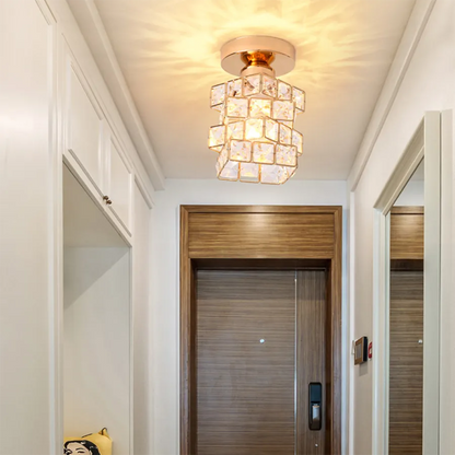 Creative and personalized American-style hallway and corridor lights, modern minimalist entryway and door crystal ceiling lights
