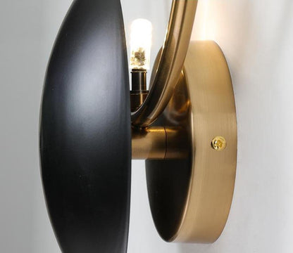 Postmodern Bedside Lamp Wall Lamp Personality Creative Shell Wall Lamp
