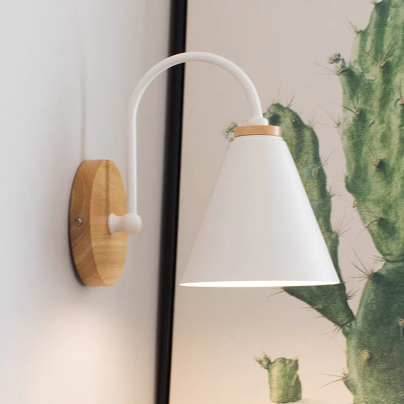 Nordic Wall Lamp Solid Wood Wall Lamps Bedroom Modern Bedside Light Creative Macaron Wall Lights E27