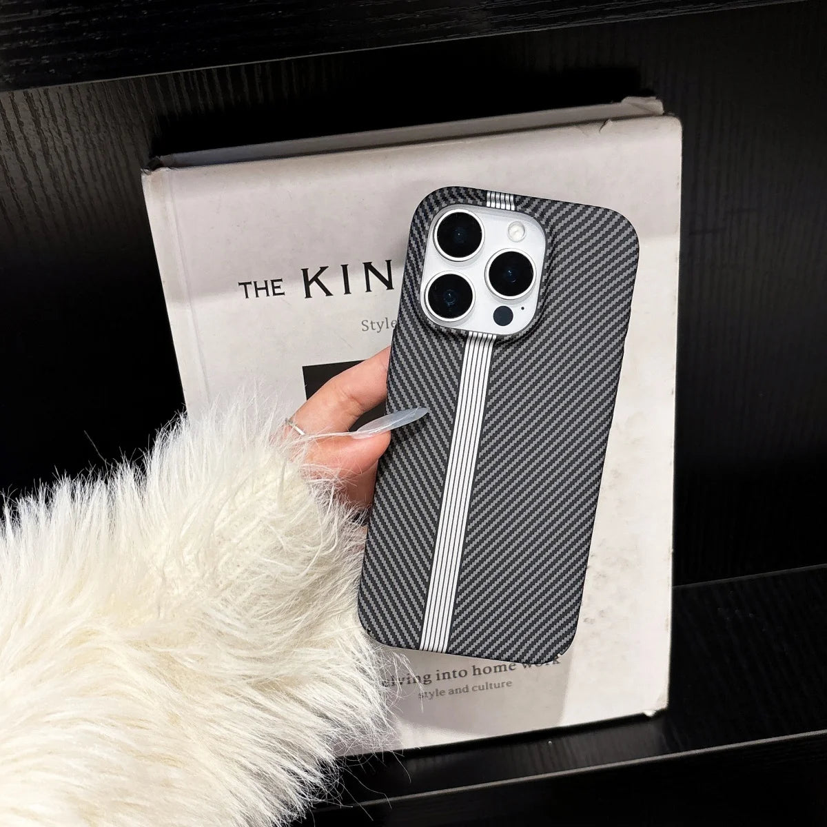 Carbon Fiber Kevlar Texture Hard Case For iPhone 17 Luxury Lines Retro Bumper Cover