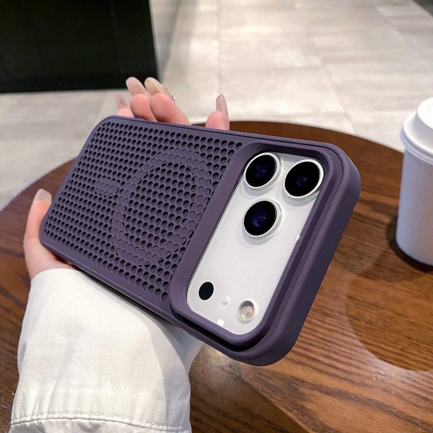 Cooling Heat Dissipation For Magsafe Case For iPhone 17 Breathable Magnetic Hard Phone Case