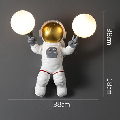 Astronaut Table Lamp Creative Small Night Lamp Moon Decorated Astronaut Wall Lamp