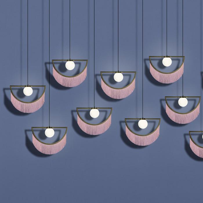 Simple Creative Tasser Chandeliers