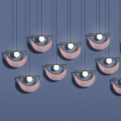 Simple Creative Tasser Chandeliers