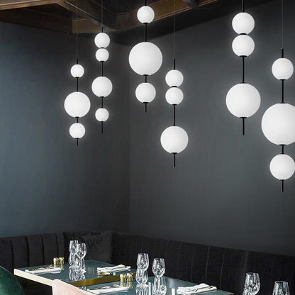 Nordic Simple Modern Restaurant Lamps Personalized Creative Glass LED Large and Small Ball Chandelier