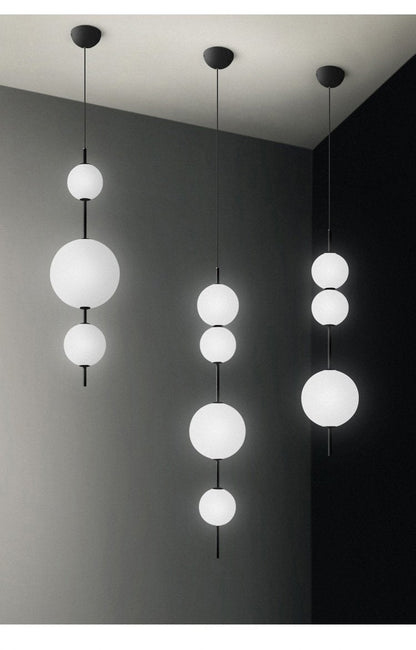 Nordic Simple Modern Restaurant Lamps Personalized Creative Glass LED Large and Small Ball Chandelier