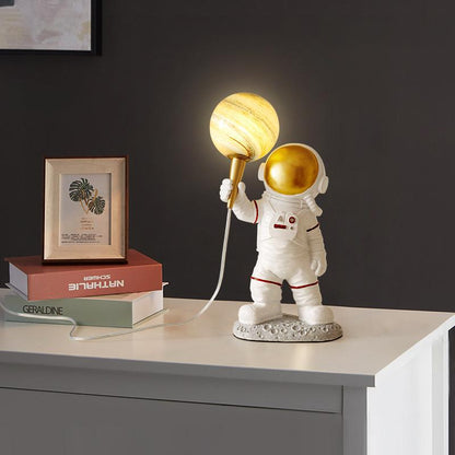 Astronaut Table Lamp Creative Small Night Lamp Moon Decorated Astronaut Wall Lamp