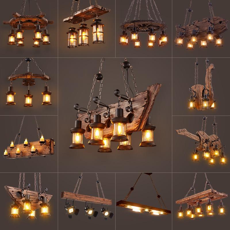 The Coffee Restaurant Bar Bar Has A Retro Idea of American Chandeliers