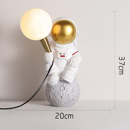 Astronaut Table Lamp Creative Small Night Lamp Moon Decorated Astronaut Wall Lamp
