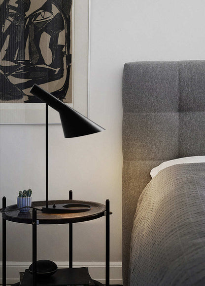 Nordic Design Arne Jacobsen Floor Lamp For Living Room E27 LED Standing Lamp Black White Lighting Luminaria Bedroom Bedside Lamp