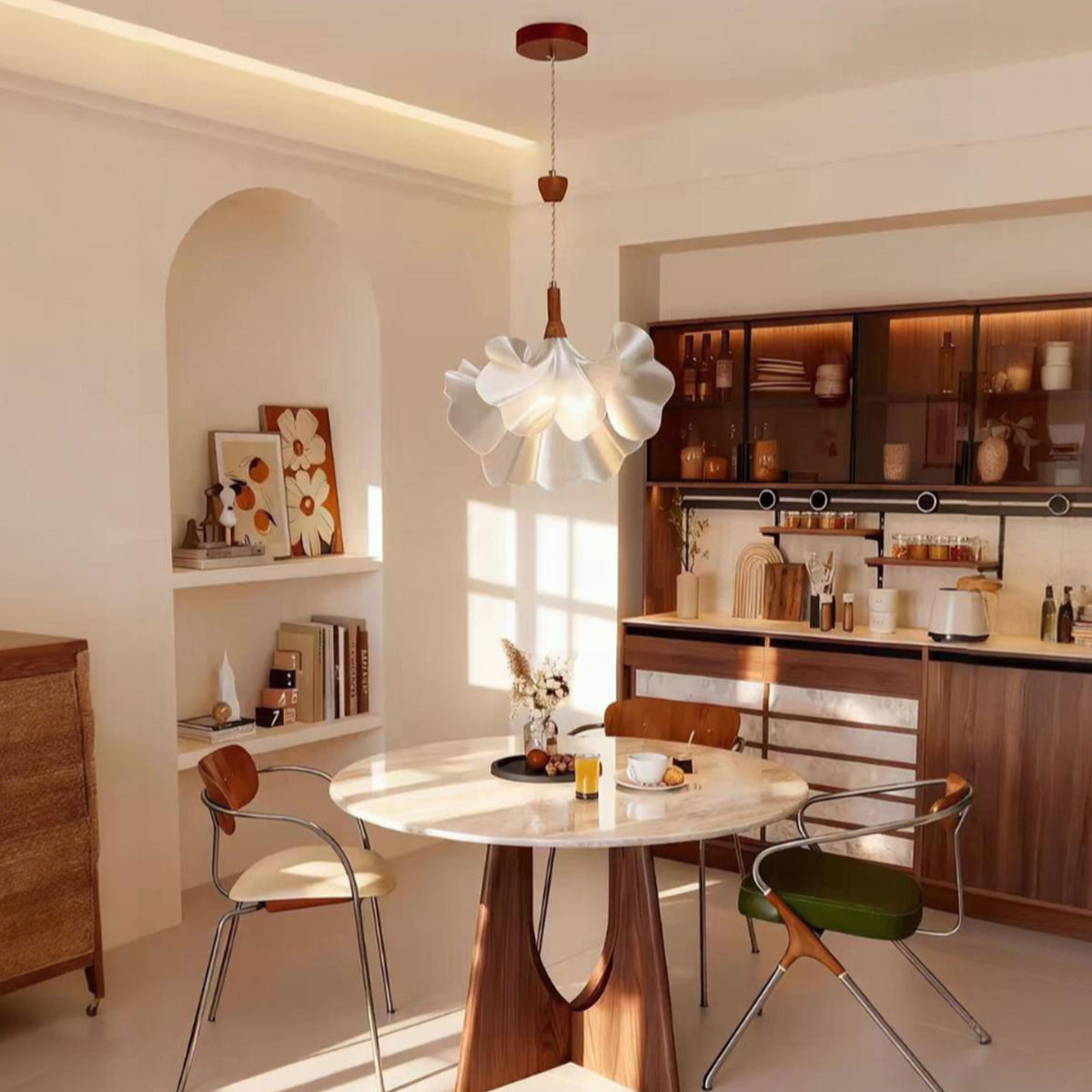 Flower Shaped Pendant Light Modern Minimalist Chandelier for Dining Room Living Room Bedroom Cafe Decor
