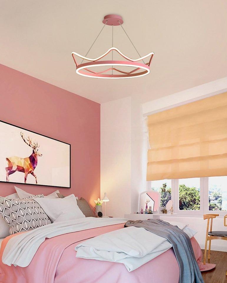 The Living Room Is Simple with Modern Crown Led Chandeliers