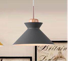 Nordic simple modern bedroom personality bar creative wrought iron color dining restaurant chandelier solid wood lamp