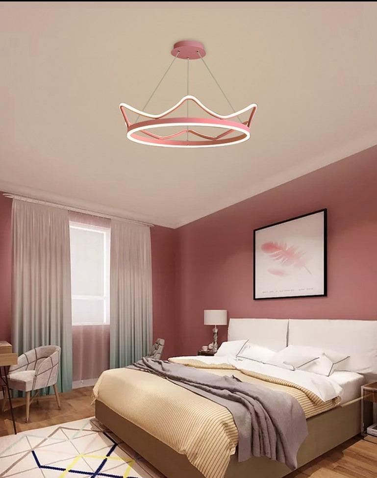 The Living Room Is Simple with Modern Crown Led Chandeliers