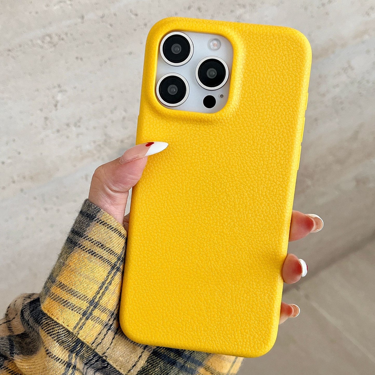 Premium Minimalist iPhone 17 Case Solid-Color Leather-Textured iPhone 16 Case Soft Case for iPhone 13/12/11